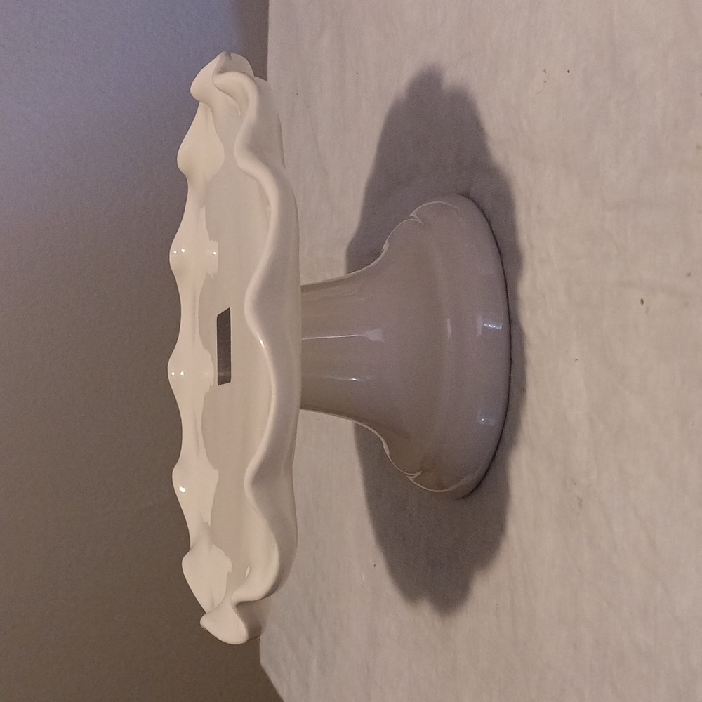 8in Cake Stand - Picture 3 of 3